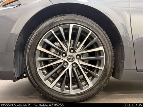 Used 2022 Lexus ES 350 w/ Premium Package FWD image 10