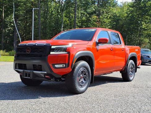 New 2025 Nissan Frontier PRO-4X w/ Interior Protection Package image 3