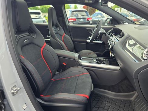 New 2026 Mercedes-Benz GLA 35 AMG 4MATIC image 26