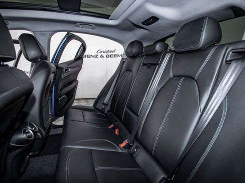 Used 2019 Alfa Romeo Stelvio w/ Nero Edizione RWD image 13