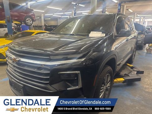 Used 2024 Chevrolet Traverse LT image 8