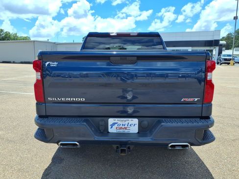 Used 2021 Chevrolet Silverado 1500 RST w/ Z71 Off-Road Package AWD/4WD image 4