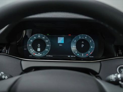 New 2026 Land Rover Range Rover Evoque S image 21