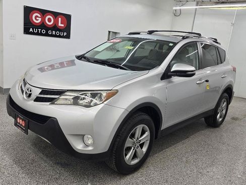 Used 2015 Toyota RAV4 XLE FWD image 4
