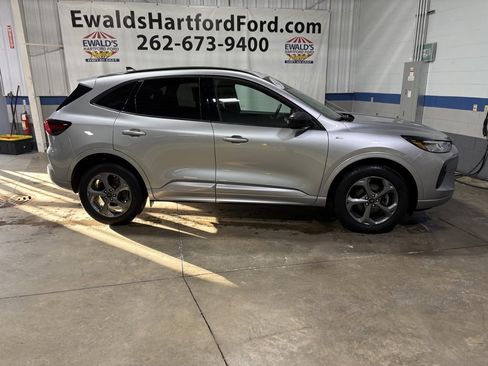 Used 2023 Ford Escape ST-Line w/ Tech Pack #1 image 11