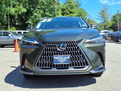 Used 2025 Lexus NX 350 AWD w/ Accessory Package (2T) image 2