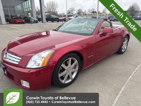 Used 2005 Cadillac XLR image 16