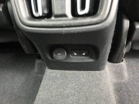 Used 2024 Volvo XC40 B5 Plus w/ Climate Package AWD/4WD image 34