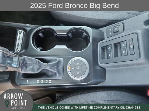 Used 2025 Ford Bronco Big Bend image 28