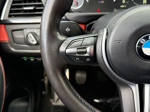 Used 2020 BMW M4 Coupe w/ Competition Package image 17