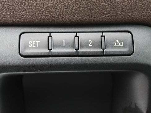 Used 2014 GMC Sierra 1500 SLT w/ Driver Alert Package image 14