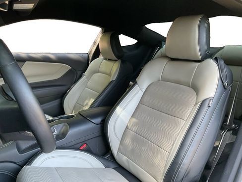 Used 2024 Ford Mustang GT Premium w/ GT Performance Package RWD image 28