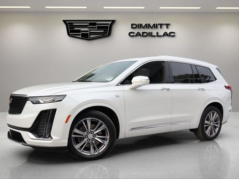 Certified 2024 Cadillac XT6 Premium Luxury FWD image 1