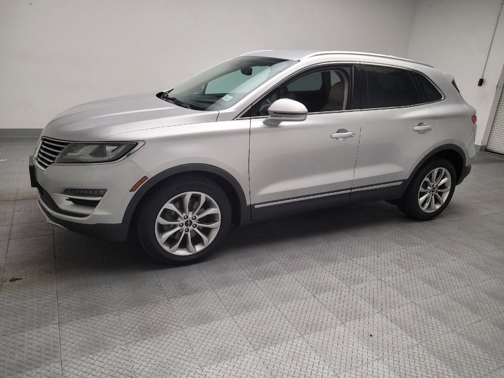Used 2018 Lincoln MKC Select w/ Select Plus Package FWD image 2