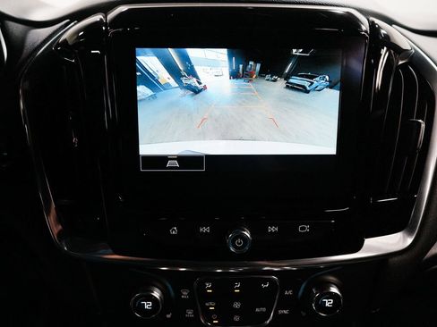 Used 2022 Chevrolet Traverse LT w/ LPO, Floor Liner Package image 19