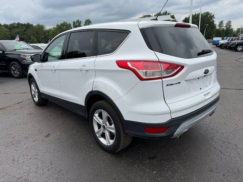 Used 2016 Ford Escape SE AWD/4WD image 3