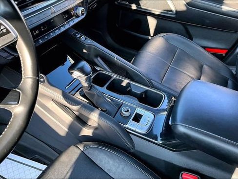 Used 2022 Kia Telluride EX w/ EX Premium Package FWD image 17