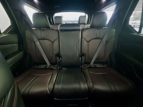 Certified 2025 Honda Pilot Black Edition image 25