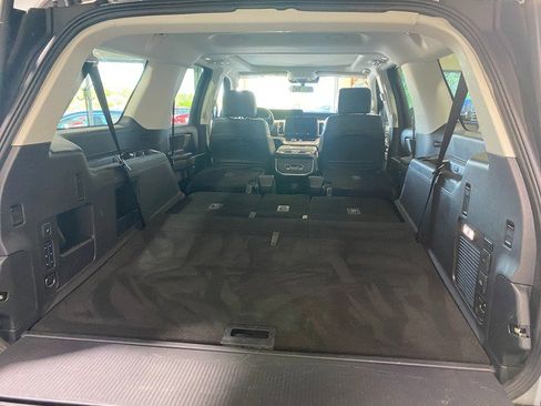 Used 2025 Ford Expedition Max Active AWD/4WD image 15