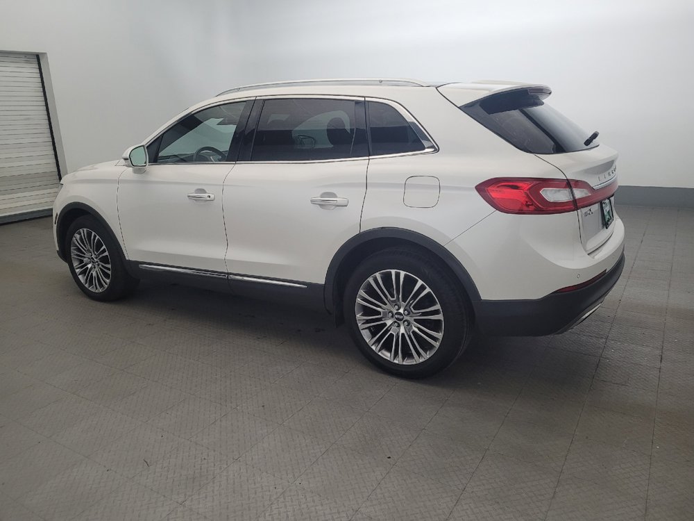 Used 2016 Lincoln MKX Reserve w/ Driver Assistance Package AWD/4WD image 3