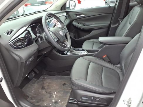 Used 2023 Buick Encore GX Essence w/ Experience Buick Package image 10