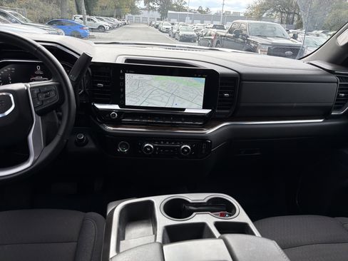 Used 2023 GMC Sierra 1500 Elevation image 31