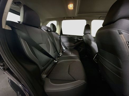 Used 2019 Subaru Forester Premium AWD/4WD image 27