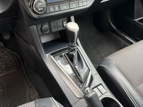 Used 2014 Toyota Corolla S image 28