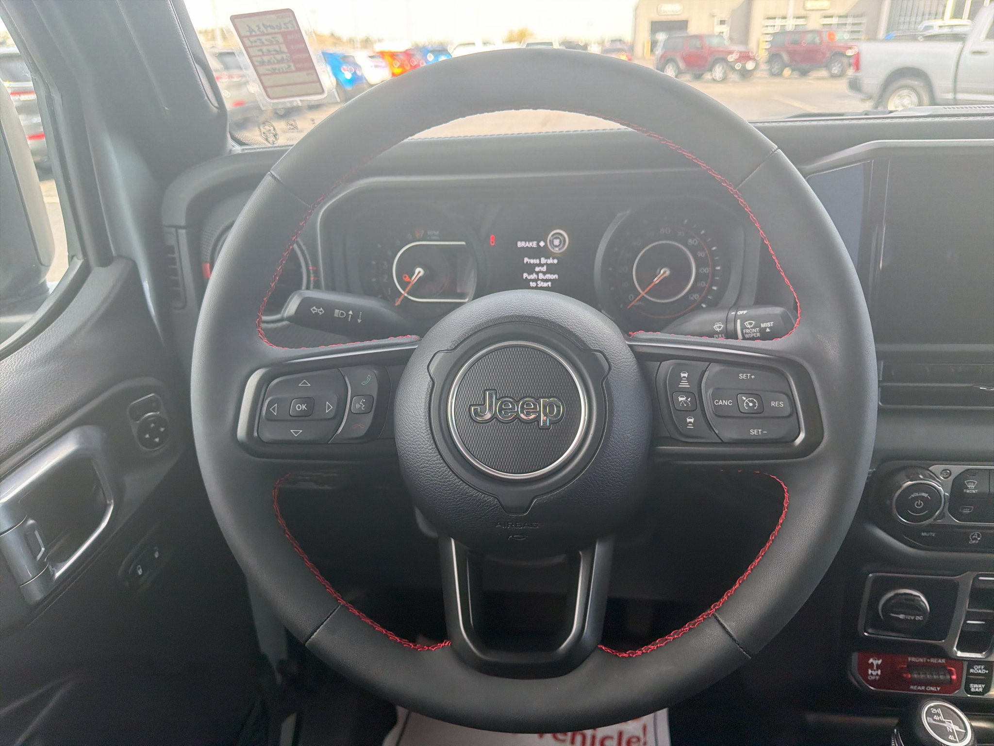 Used 2024 Jeep Gladiator Rubicon w/ Convenience Group AWD/4WD image 9