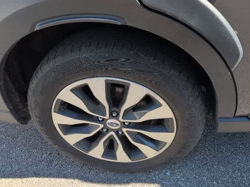 Used 2023 Subaru Outback Limited image 10