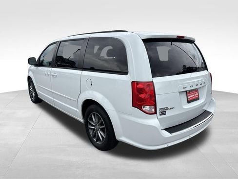 Used 2014 Dodge Grand Caravan R/T w/ Safety Sphere Group FWD image 3