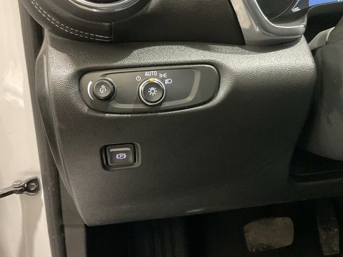 Used 2023 Chevrolet Blazer LT w/ Convenience Package image 8