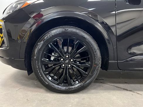 Used 2024 Ford Escape ST-Line Elite w/ Premium Technology Package AWD/4WD image 30