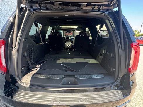Used 2024 GMC Yukon XL AT4 w/ Max Trailering Package AWD/4WD image 6