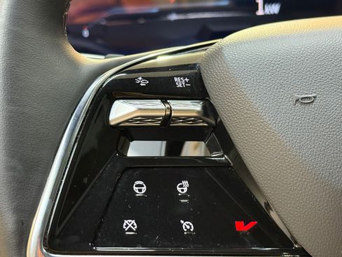 New 2026 Cadillac Vistiq Sport AWD/4WD image 17