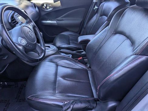 Used 2015 Nissan Juke SL image 16