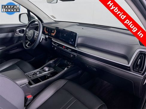 Certified 2025 Kia Sorento EX image 31