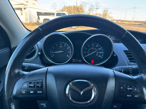 Used 2013 MAZDA MAZDA3 i Touring image 11