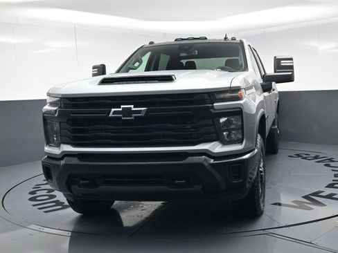 New 2026 Chevrolet Silverado 2500 Custom w/ Custom Value Package image 5