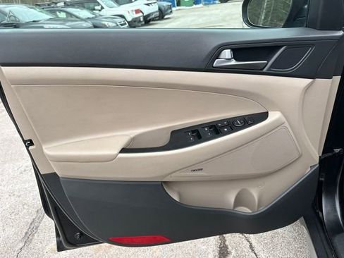 Used 2017 Hyundai Tucson SE Plus image 14