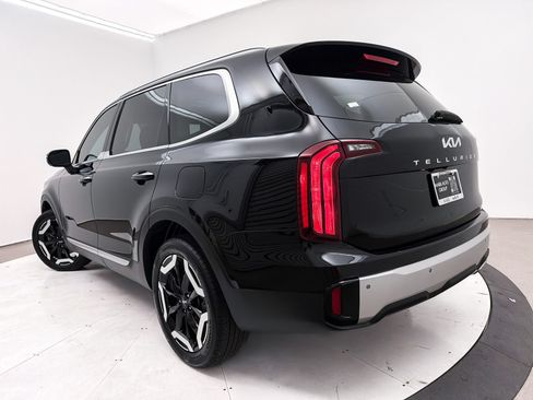 Used 2024 Kia Telluride S w/ S Sunroof Package FWD image 1