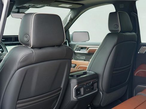 New 2026 GMC Sierra 1500 Denali Ultimate AWD/4WD image 19