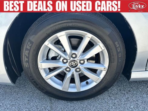 Used 2025 Toyota Camry LE FWD image 18