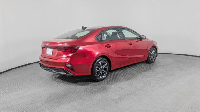 Used 2024 Kia Forte LXS FWD image 7