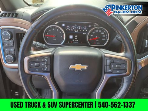 Used 2022 Chevrolet Silverado 1500 High Country w/ Technology Package image 19