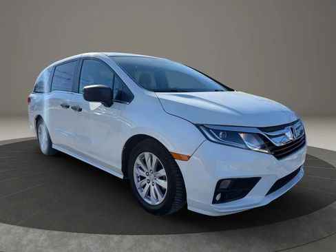 Used 2019 Honda Odyssey LX image 3