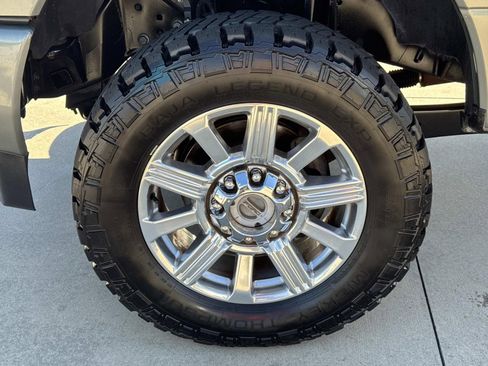 Used 2019 Ford F250 Limited w/ FX4 Off-Road Package image 4