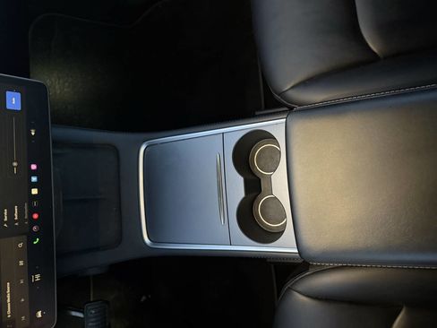 Used 2023 Tesla Model Y Long Range image 25