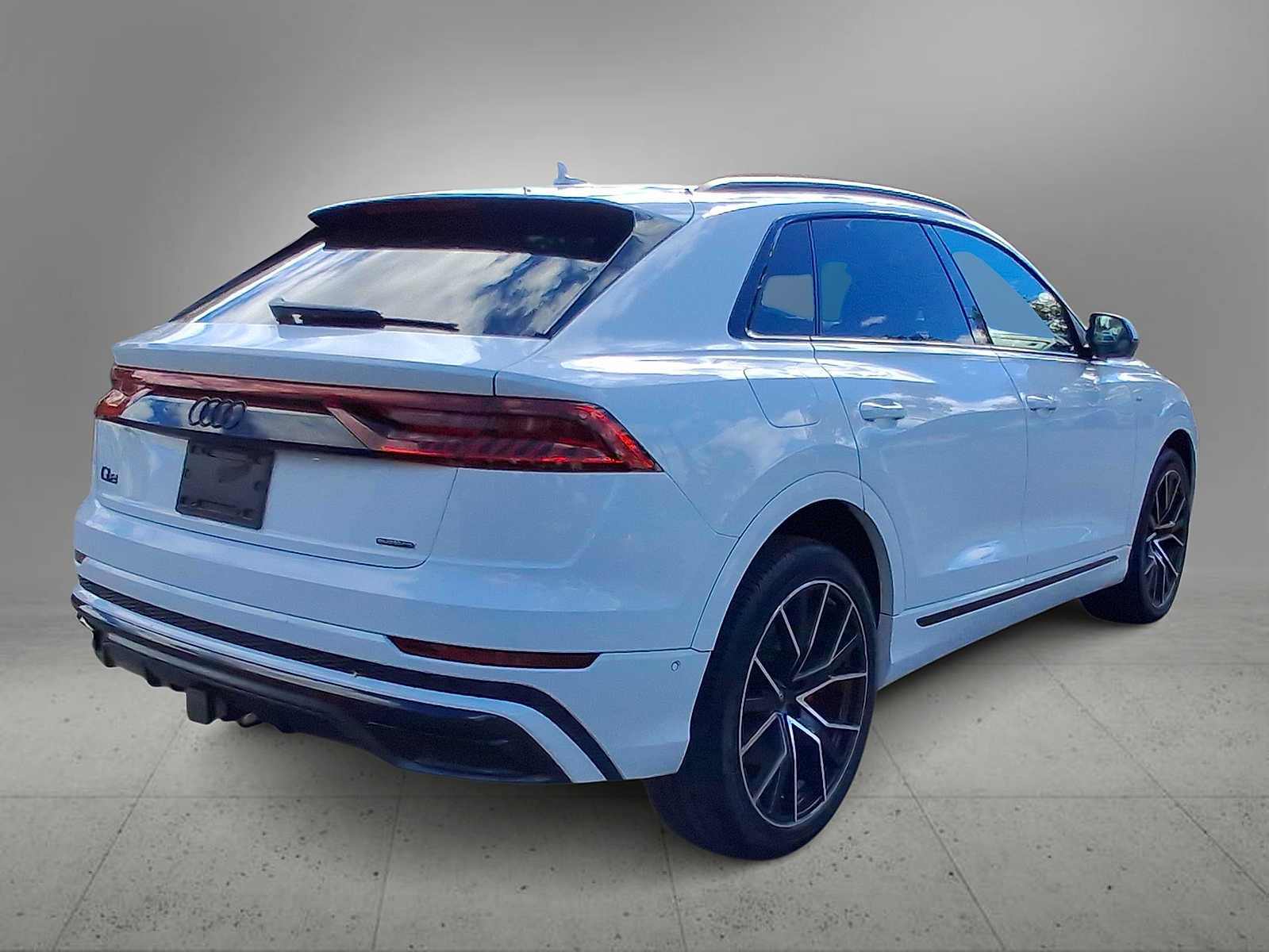 Used 2023 Audi Q8 Premium Plus AWD/4WD image 8