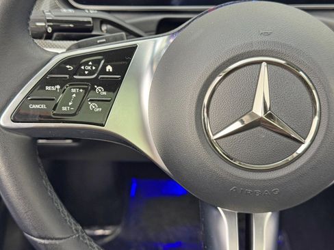 Used 2022 Mercedes-Benz C 300 Sedan w/ Exclusive Trim Package image 22